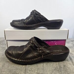 Clarks Womens Brown Pebbled Leather Braided Strap Clogs Mules 83642 Size 8M